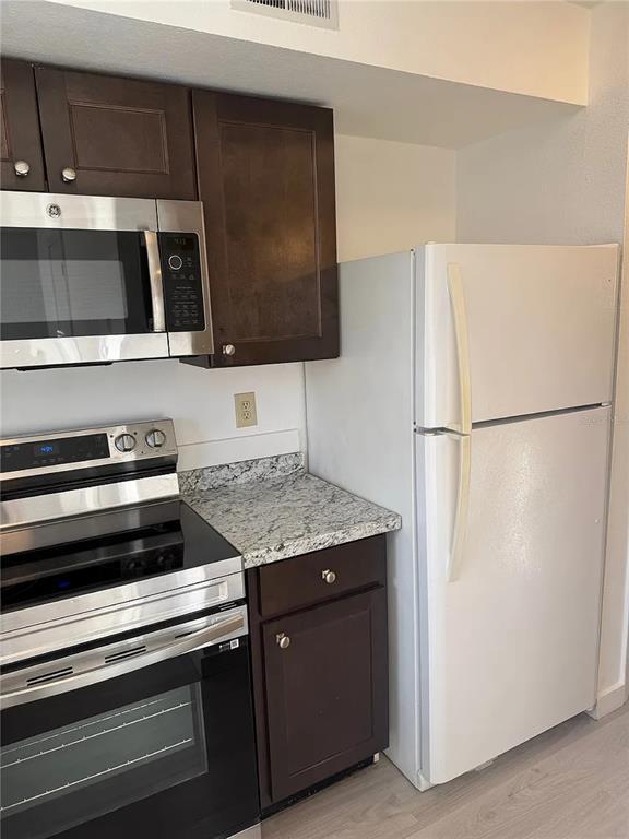 Building Photo - 13905 Village Terrace Dr