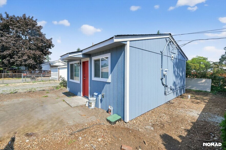 Building Photo - 6419 94th St SW