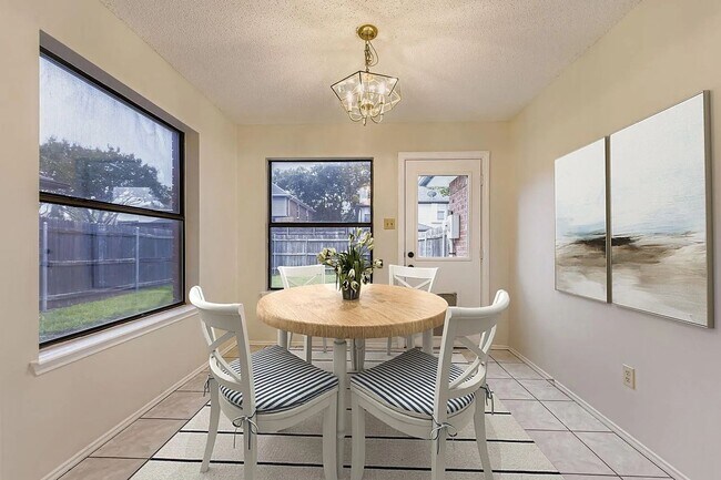 Building Photo - Coppell ISD! Spacious 3 Bed Home in Summer Place