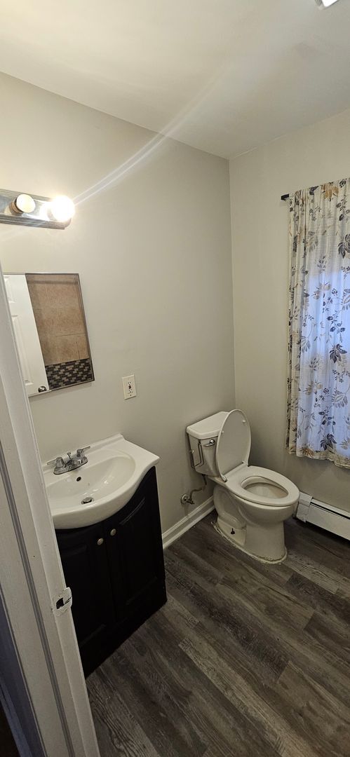 Building Photo - 4 Bed 1.5 Bath in Trenton