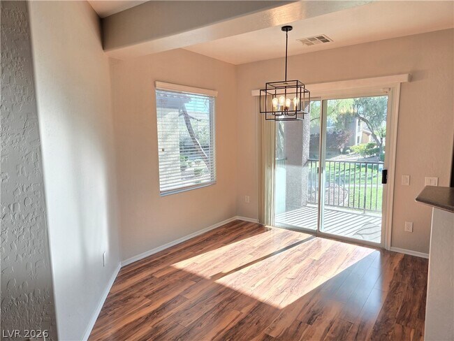 Building Photo - 6868 Sky Pointe Dr