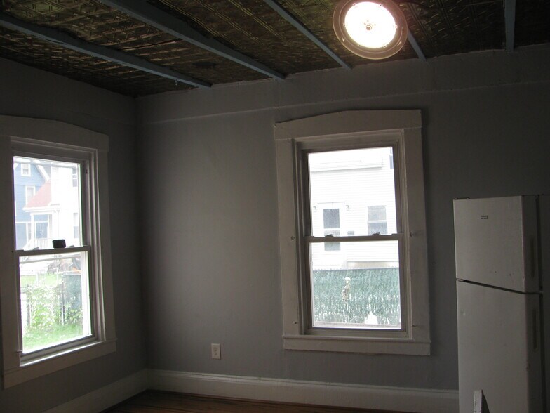 living space - 2 Appian Way