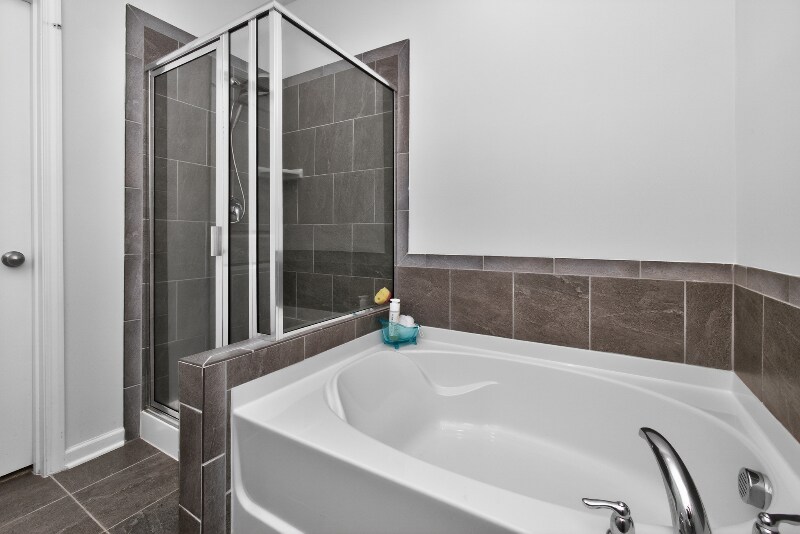 Building Photo - 29 Keowee Ln