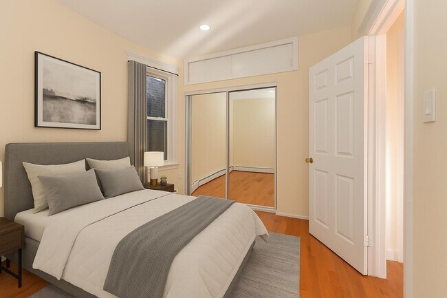 Building Photo - 1402 8th St