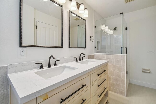 Building Photo - 4347 Deermont Cir