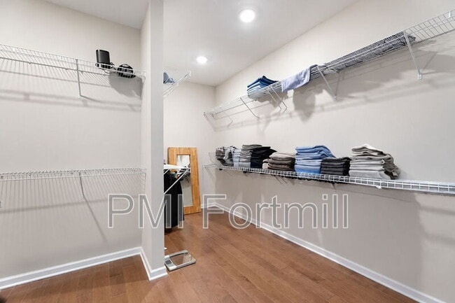 Building Photo - 3138 Montreaux Valley Dr
