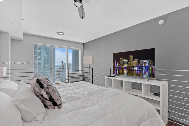 Building Photo - 60 SW 13th St