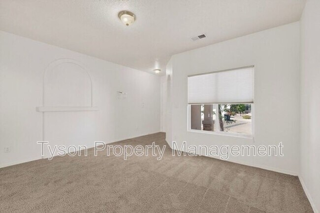 Building Photo - 1840 Bold Ruler St