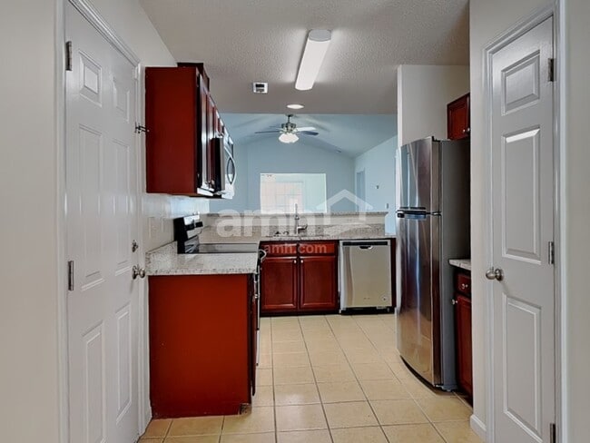 Building Photo - 106 Charlotte Ct