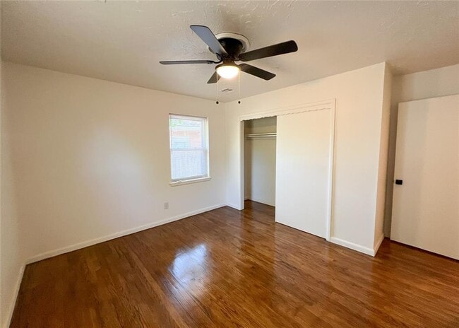 Building Photo - 10416 Ridgeview Dr