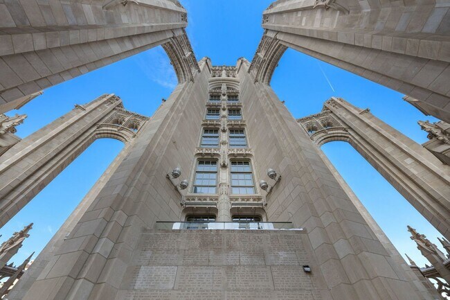 Building Photo - 435 N Michigan Ave