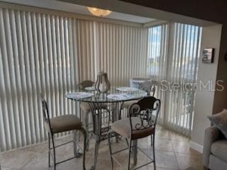 Building Photo - 1255 Tarpon Center Dr