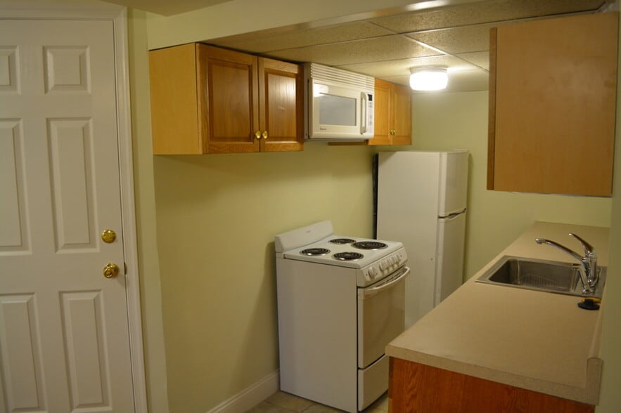 Building Photo - 1111 5th St NW