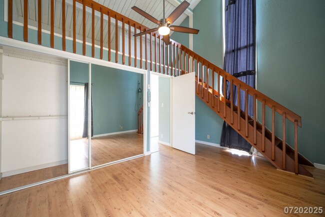 Building Photo - 2bd / 1.5ba / 2 parking Condo in Mililani ...