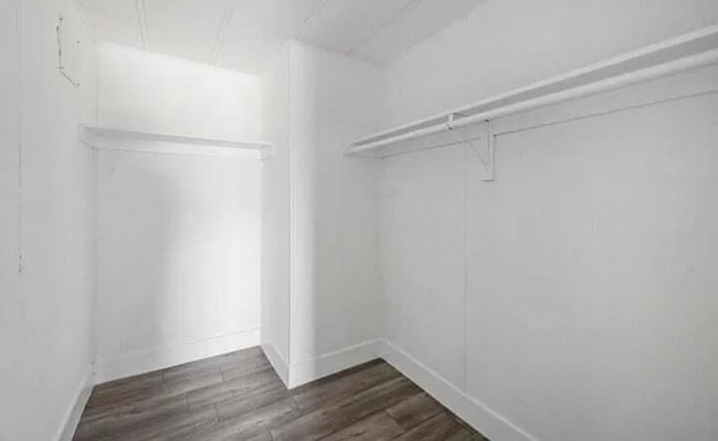 Building Photo - COMING SOON - Newly Remodeled 2 Bedroom 2 ...