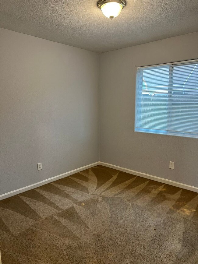 Building Photo - Coming Soon!