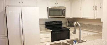 Building Photo - 76 Country Mile Rd-