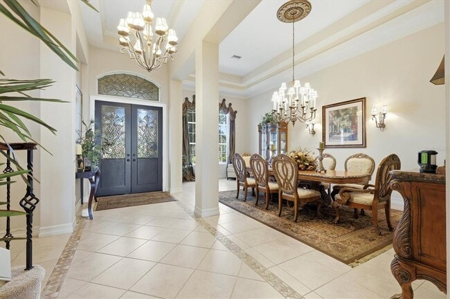 Building Photo - 1007 3rd St E