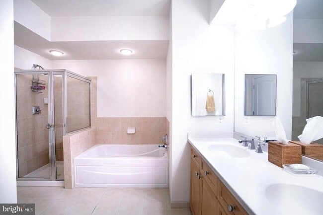 Building Photo - 1115 Cameron St