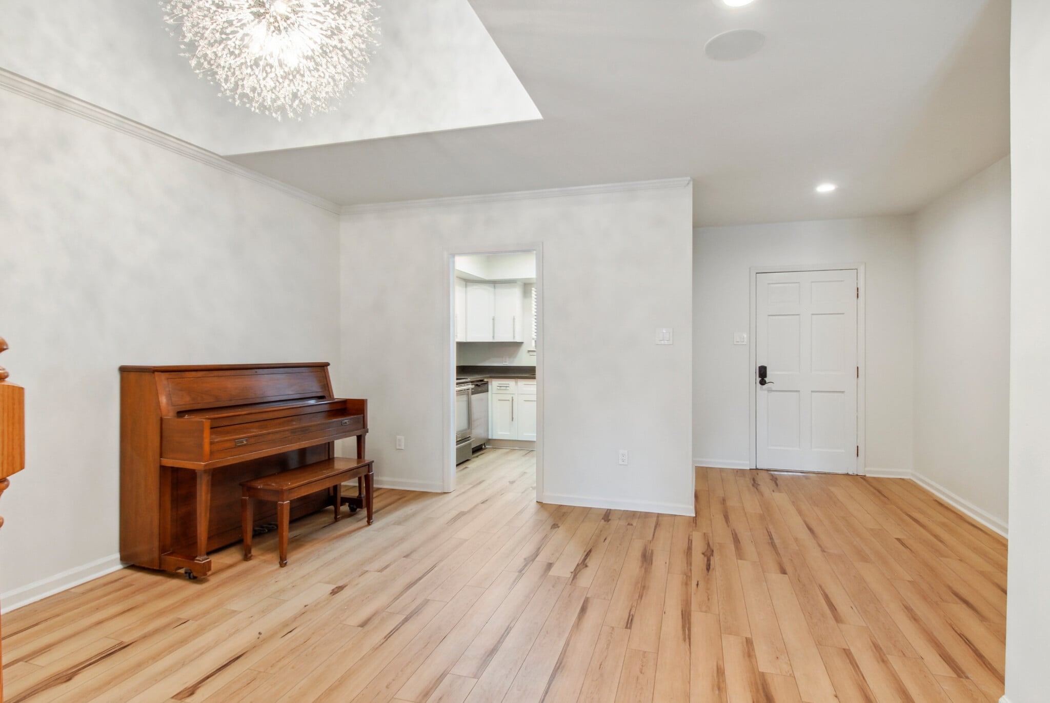 Dining Room looking towards kitchen. - 4502 Park Dr N
