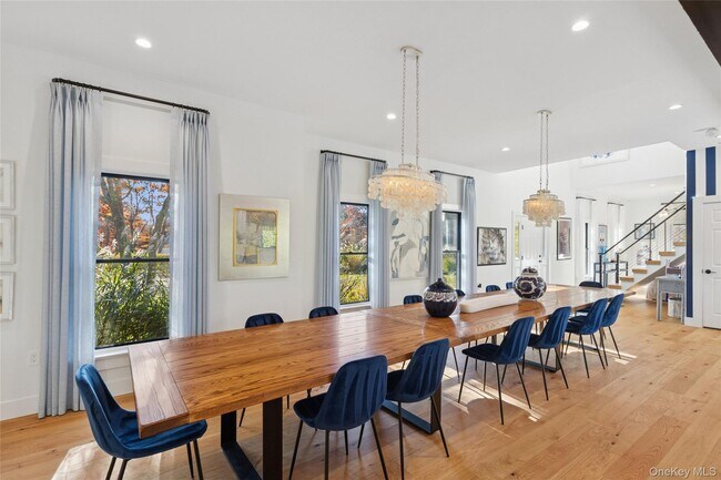 Building Photo - 9 Debras Way