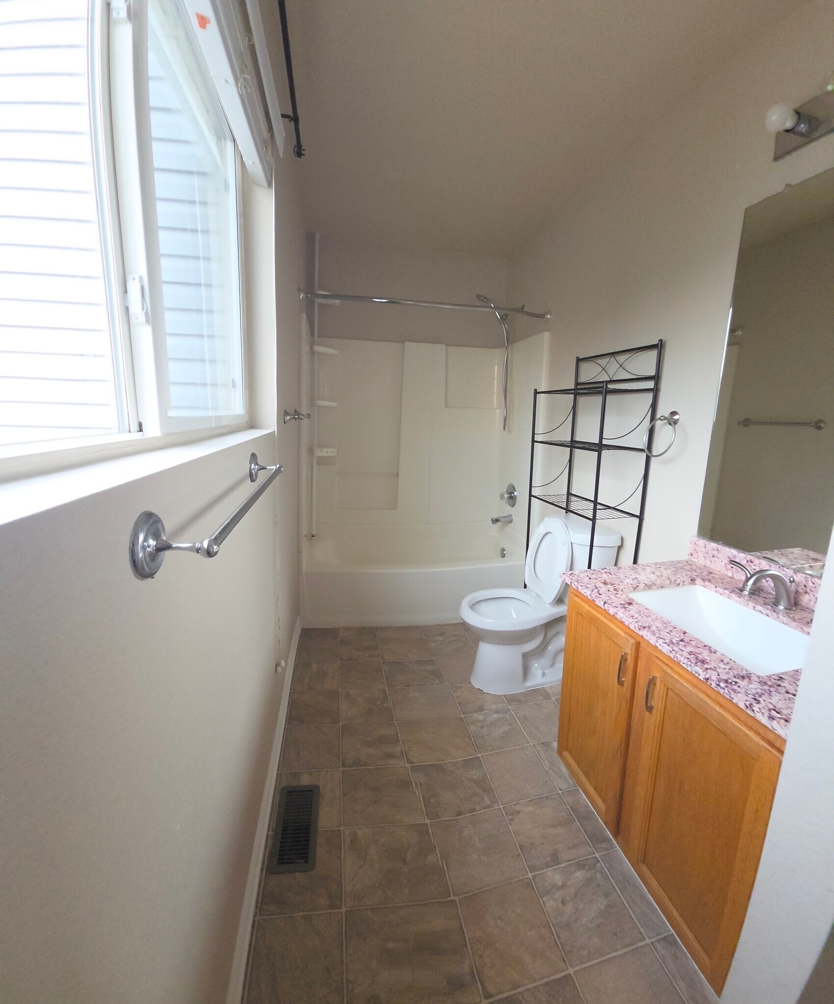 Building Photo - 5572 S Quemoy Cir