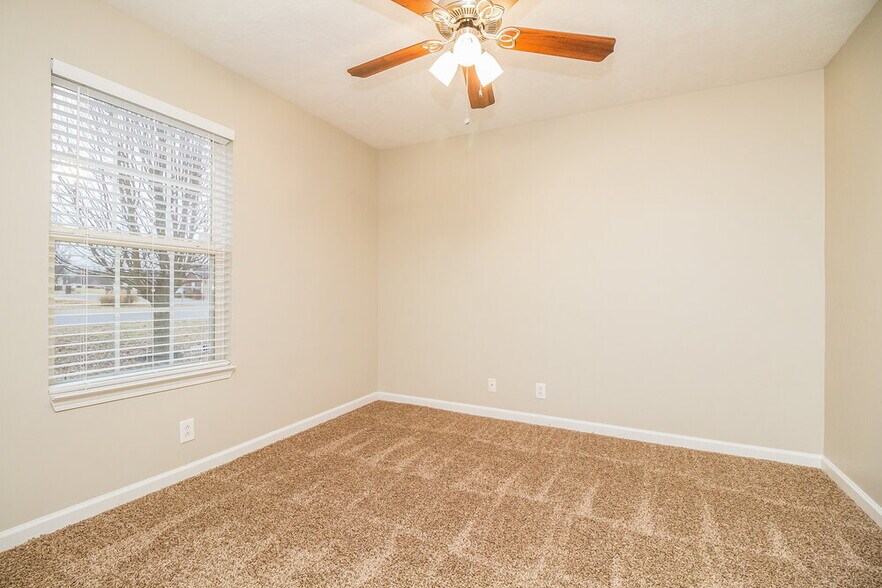 Building Photo - 1211 Azure Way