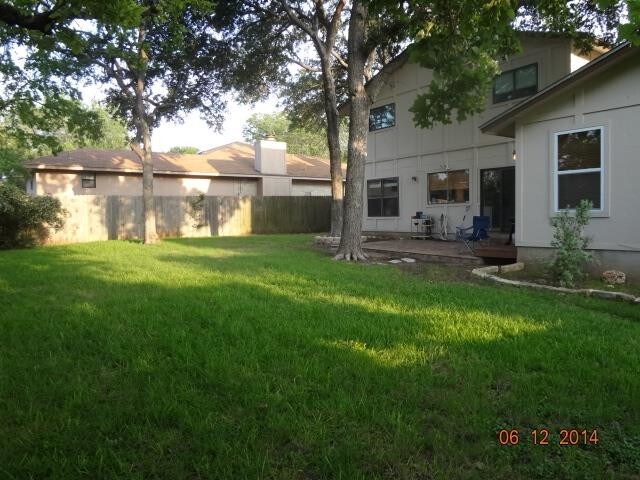 Building Photo - 10700 Hard Rock Rd