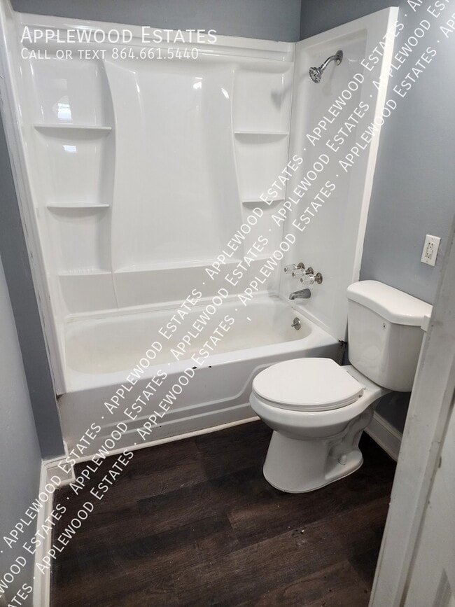 Building Photo - 455b Dogwood Cir-
