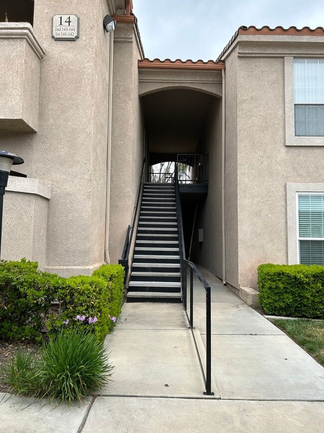Building Photo - **AVAILABLE NOW*** One of the most desirab...
