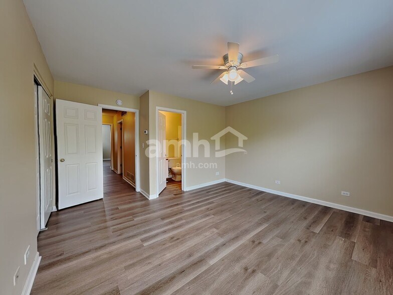 Building Photo - 1418 Grandview Ct