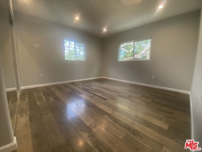 Building Photo - 8448 Fenwick St