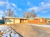 Building Photo - 507 NE 61st St