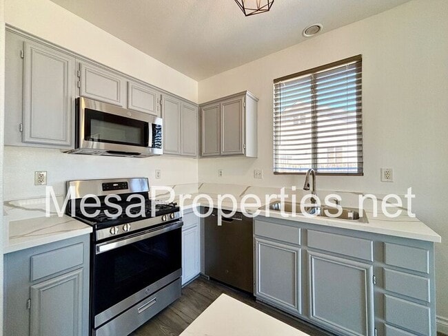 Building Photo - 13034 Lehigh Ct