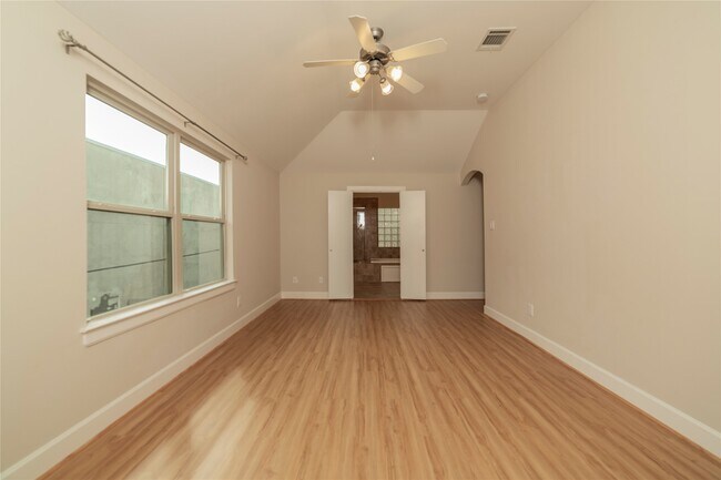 Building Photo - 3718 Main Aspen Dr