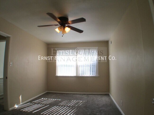 Building Photo - 4531 N Banner Dr