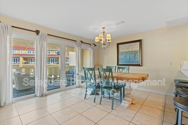 Building Photo - 1500 Via De Luna Dr