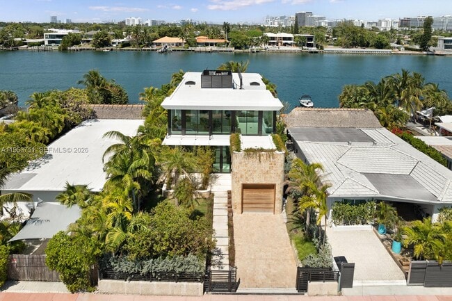 Building Photo - 701 86th St