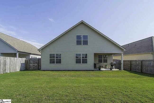 Building Photo - 126 Northwild Dr