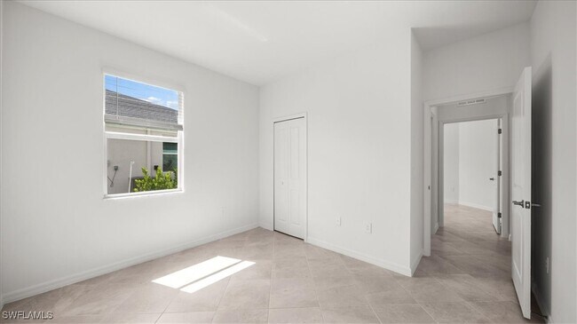 Building Photo - 14730 White Pearl Rd