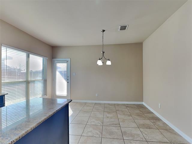 Building Photo - 611 Jennie Marie Cir