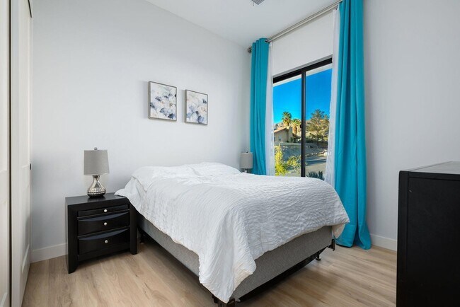 Building Photo - 66801 Verbena Dr