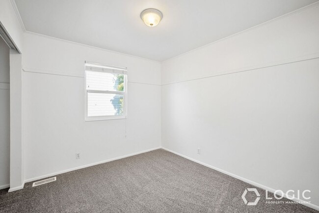 Building Photo - 820 W 1175 S