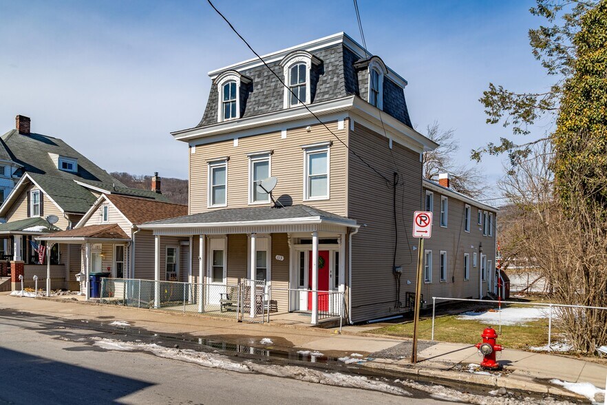 Building Photo - 113 W Mahoning St