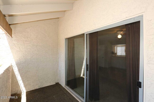 Building Photo - 4554 E Paradise Village Pkwy N