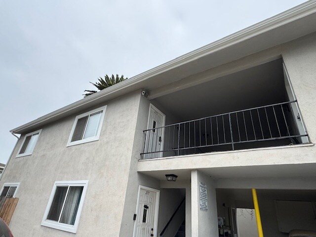 Building Photo - 279 S Evergreen Dr