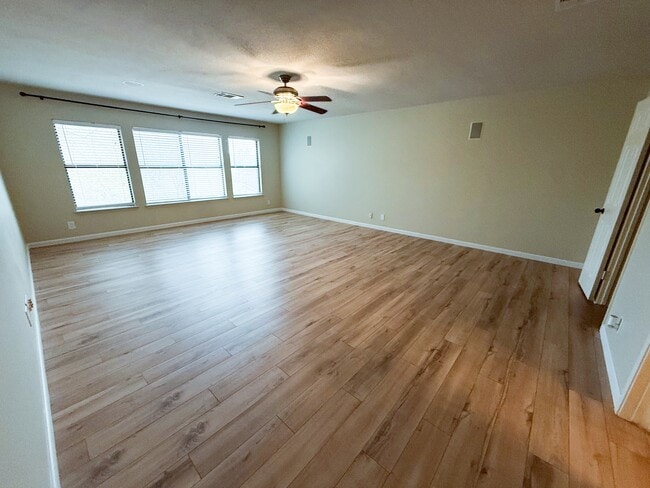 Building Photo - 3423 Maitland