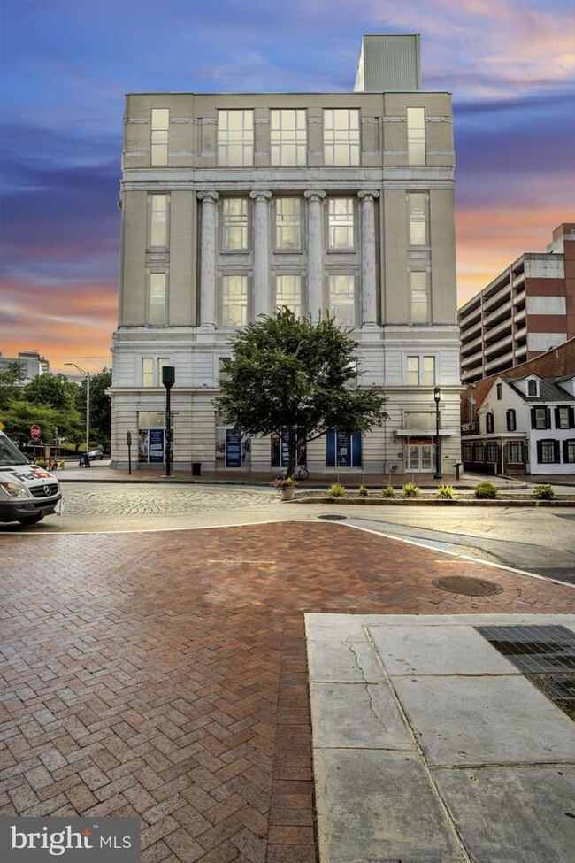 Building Photo - 231 State St