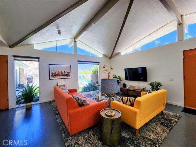Building Photo - 2499 S Palm Canyon Dr