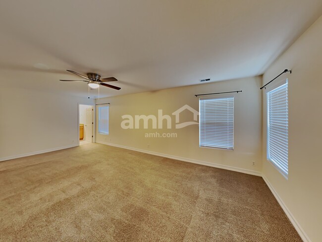 Building Photo - 6078 E 137th Ave